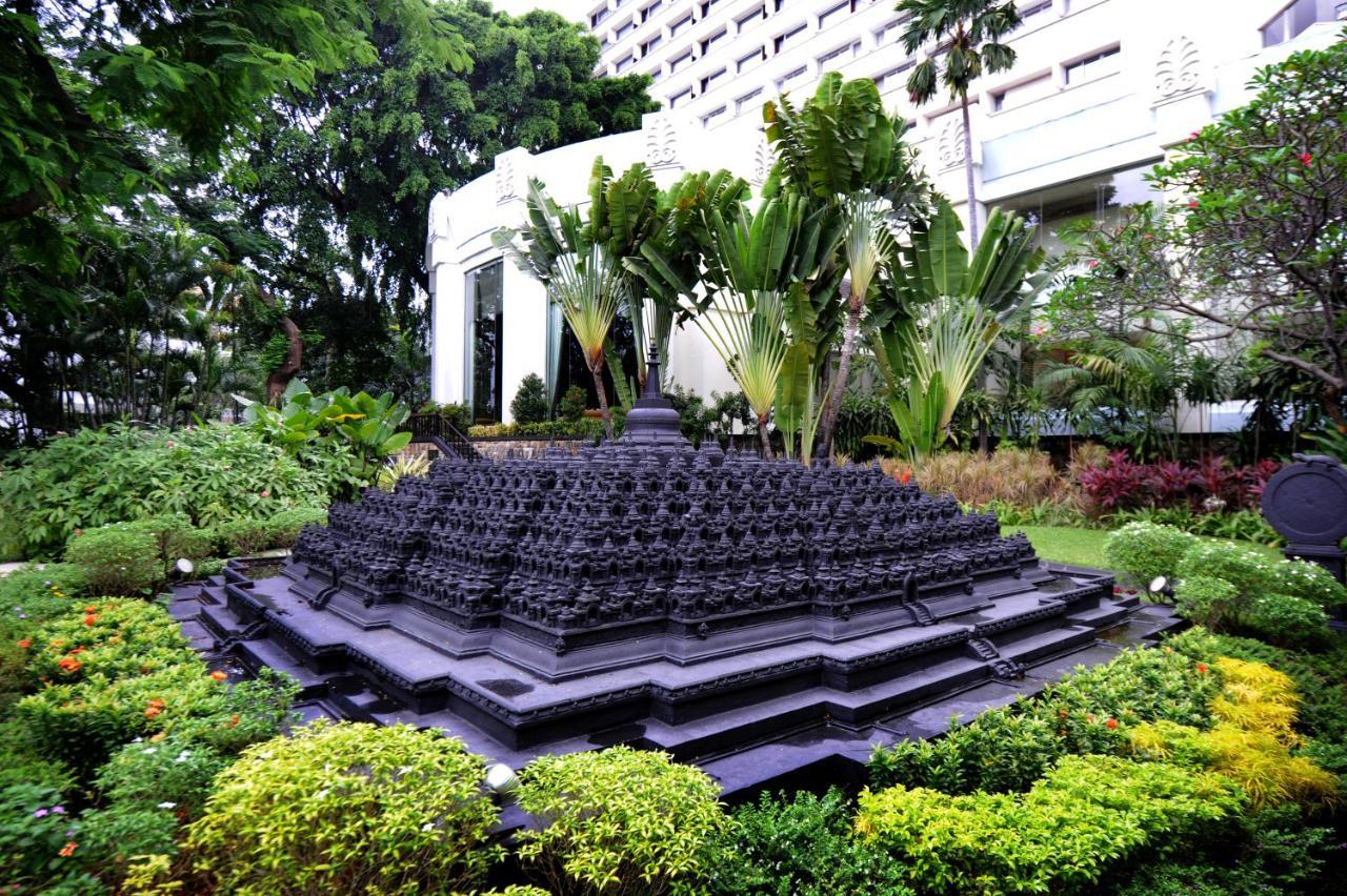 Hotel Borobudur Jakarta Bagian luar foto
